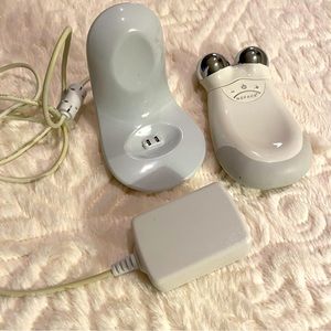 NuFACE Trinity Facial Tuning Device